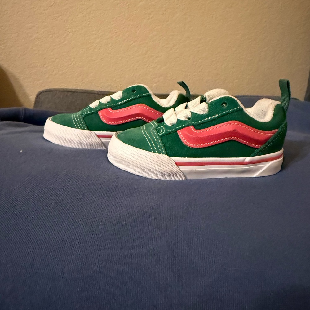 Vans Kids Sneakers in Green and Pink